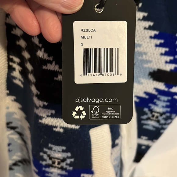 NWT PJ Salvage blue and white Aztec pattern lounging cardigan small - Picture 6 of 10